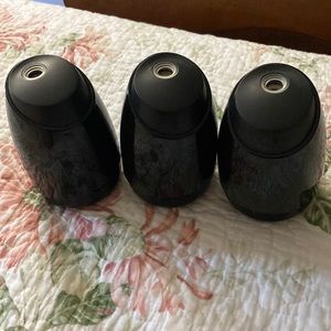 Three air wick diffuser (need batteries)